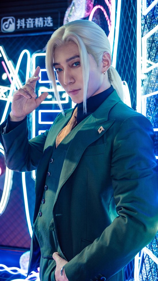 Coser：张與息（摄影：韩长江JACKY）